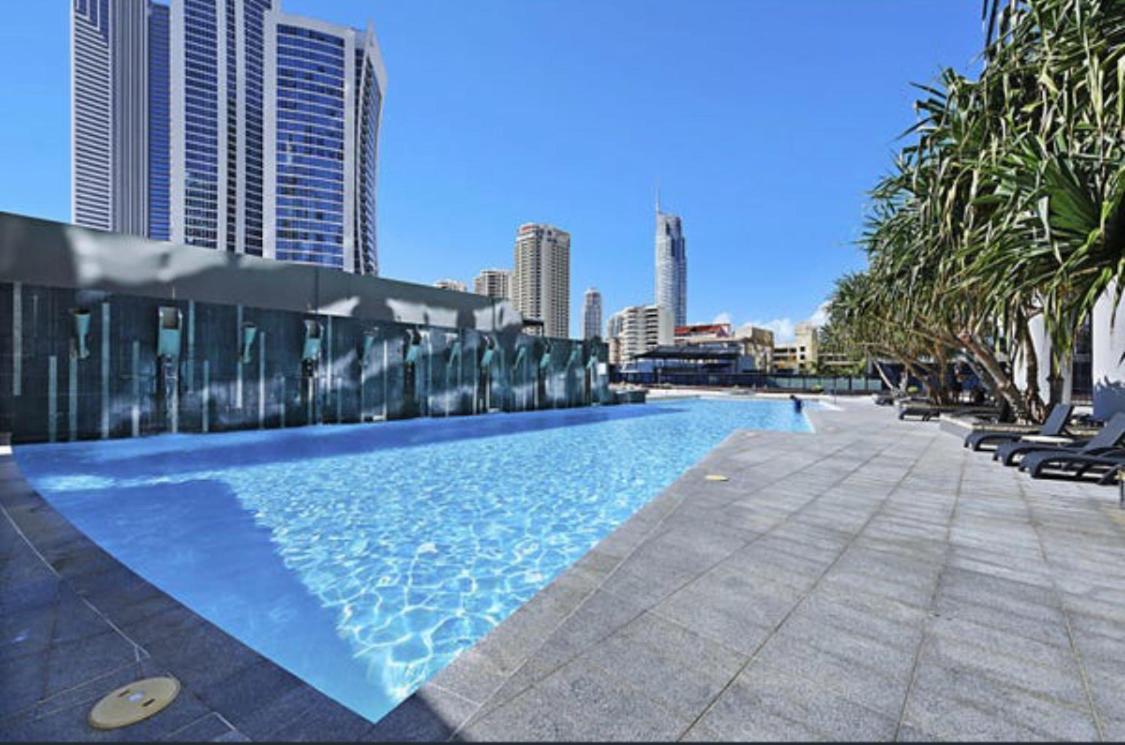 Circle On Cavill Sub Penthouse W/ 4 Bedrooms Gold Coast Eksteriør billede